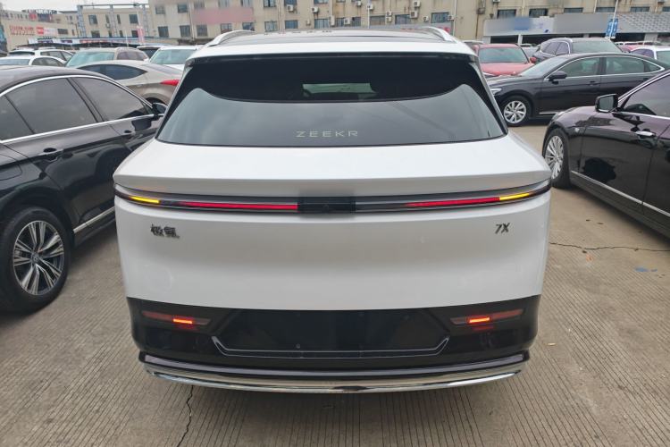 Used Zeekr 7X 2025 100kWh Long-Range All-Wheel Drive Intelligent Driving Version
