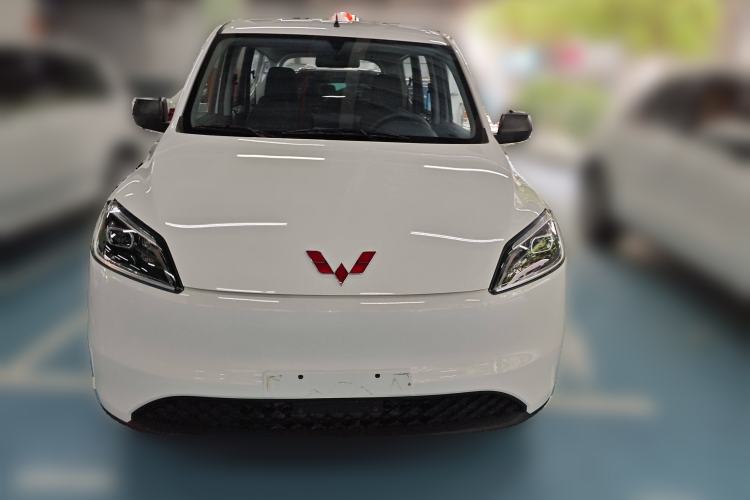 Used Wuling Hongguang New Energy 2024 All-Electric Model 300KM Standard Version

