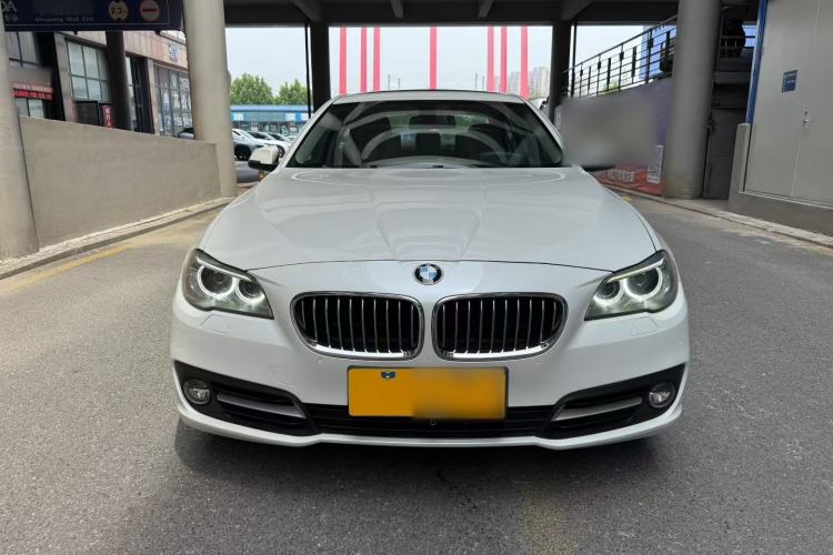 Used BMW 5 Series 2014 525Li Leading Model

