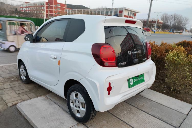 Used Roewe Clever 2021 302 km New Four-Seater Super-Efficient Version
