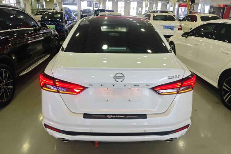 Used Nissan Teana 2022 2.0L XL-TLS Enjoyment Edition

