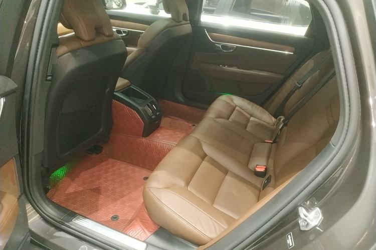 Used Volvo S90 2022 B5 Zhiyi Luxury Edition
