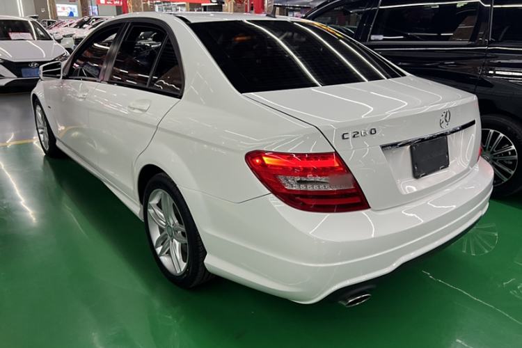 Used Mercedes-Benz C-Class 2013 C 180 Classic Grand Edition
