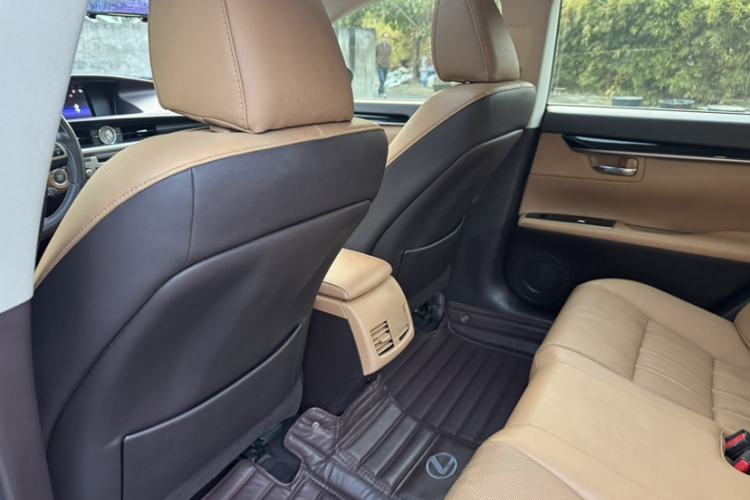 Used Lexus ES 2016 200 Midnight Special Limited Edition
