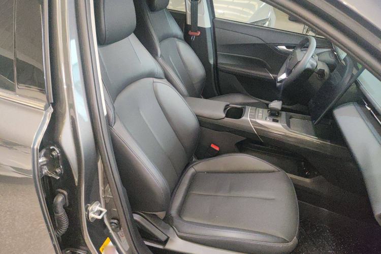 Used Changan Eado 2025 Blue Whale 1.5T 500Bar Prestige Model
