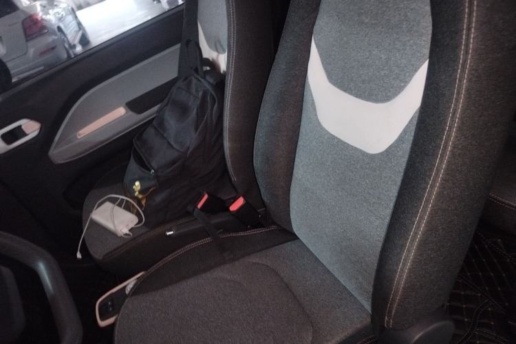 Used Chery QQ Ice Cream 2022 120km Conical Shape Lithium Iron Phosphate
