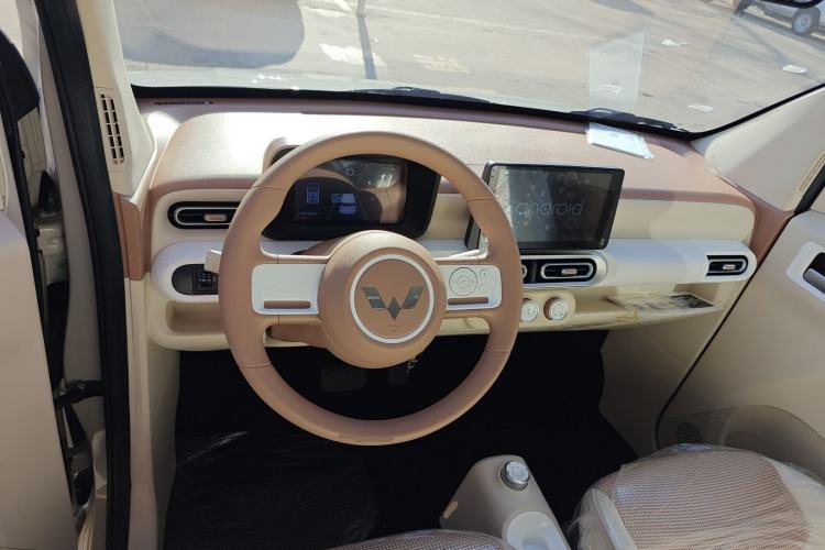 Used Wuling Hongguang MINIEV 2024 3rd Generation 215km Youth Edition