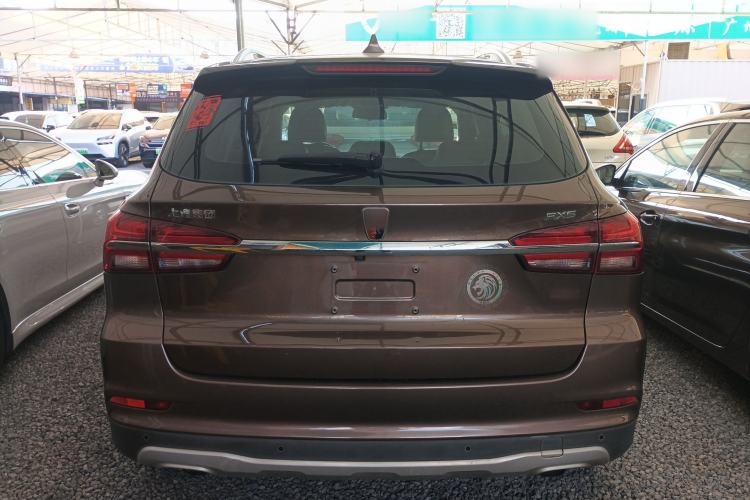 Used Roewe RX5 2016 20T Two-Wheel Drive Automatic Internet Smart Edition
