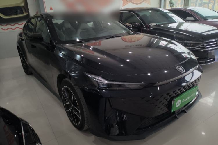 Used Changan UNI-V iDD 2024 Blue Whale Smart Electric iDD 136km Luxury Model
