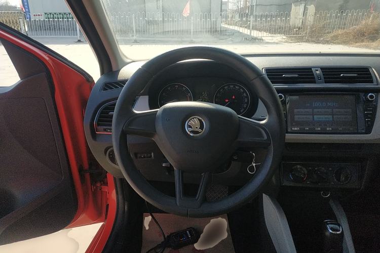 Used Skoda Fabia 2015 1.6L Automatic Chuanxing Edition