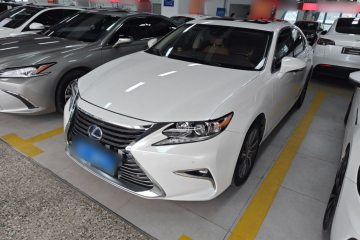 Used Lexus ES 2015 300h Comfort Edition