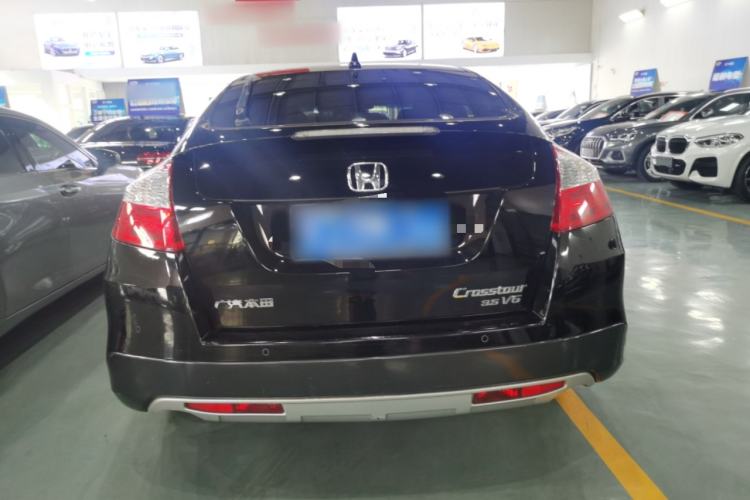 Used Honda Crosstour 2014 2.4L Luxury Edition
