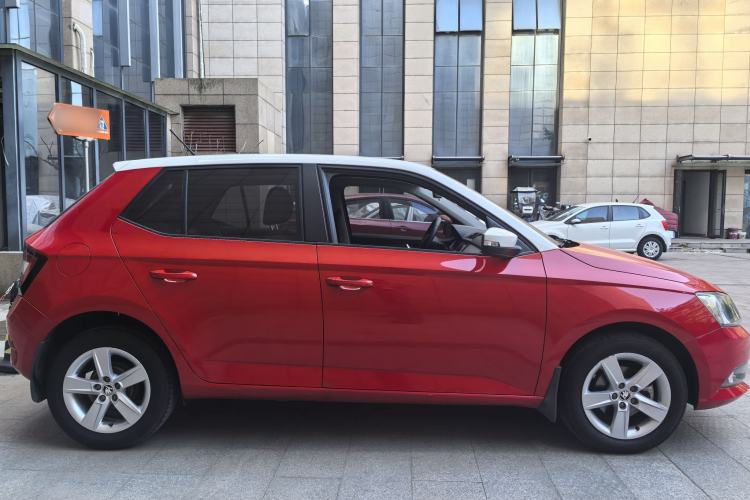 Used Skoda Fabia 2015 1.4L Automatic Chuanxing Edition
