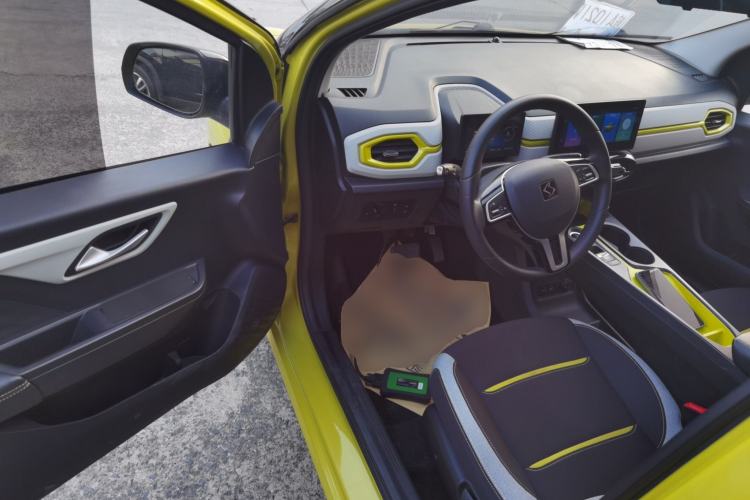 Used SOL E10X 2021 302 km Range Fashion Edition 30.2 kWh