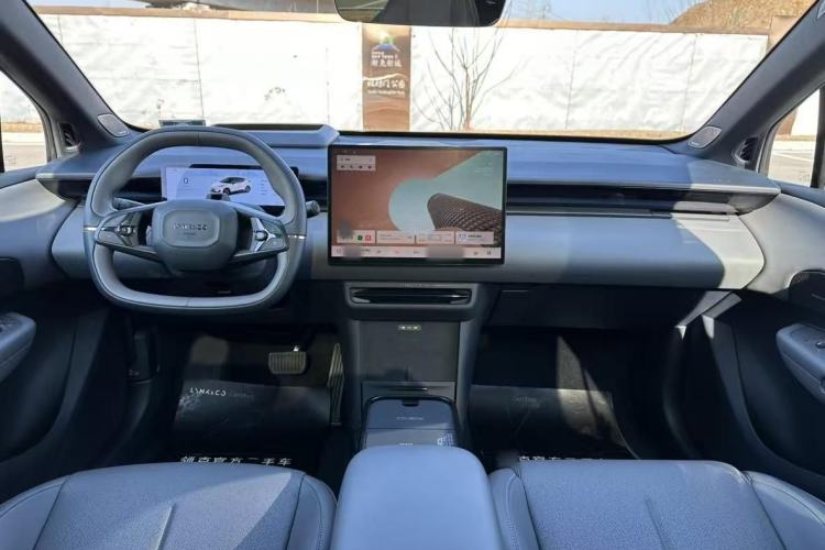 Used Lynk & Co Z20 2025 530 km Range Rear-Wheel Drive Max
