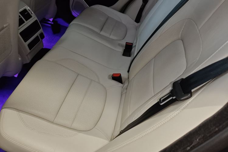 Used Jaguar F-PACE 2021 250 PS R-Dynamic SE
