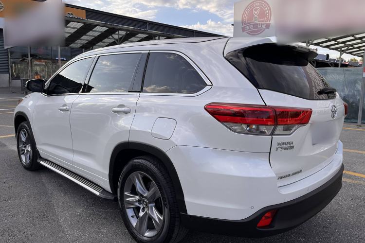 Used Toyota Highlander 2018 2.0T Four-Wheel Drive Luxury Edition 7 Seats China V Emission Standard
