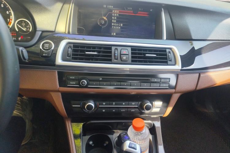 Used BMW 5 Series 2014 520Li Elegant Model