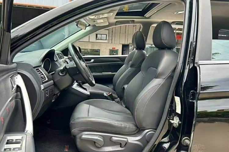 Used Haval M6 2019 1.5T DCT Two-Wheel Drive Elite Version China VI Standard
