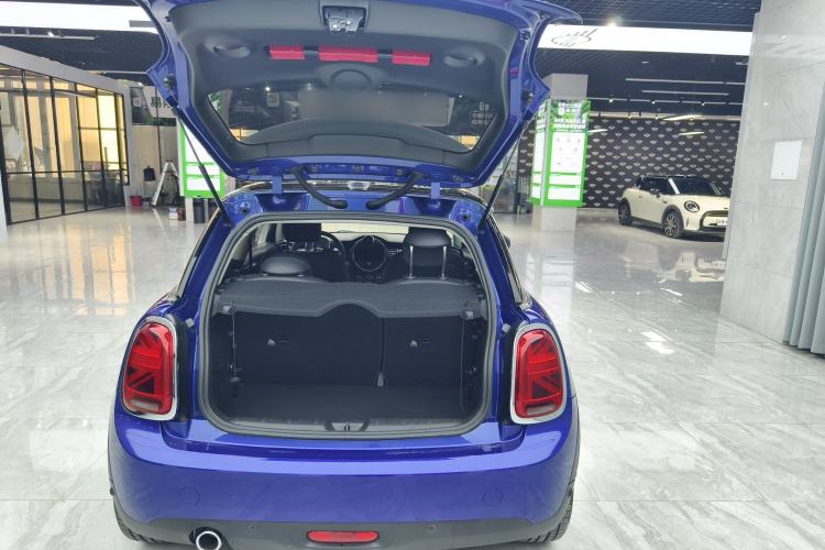 Used MINI MINI 2018 1.5T COOPER Artist