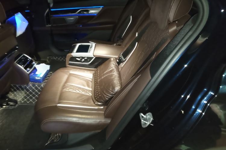 Used BMW 7 Series 2021 730Li M Sport Package
