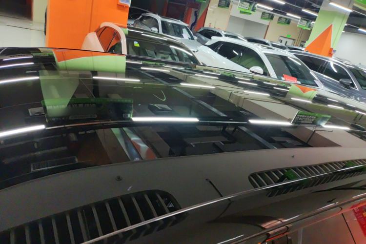 Used  Q07 2025 215 Flagship PLUS
