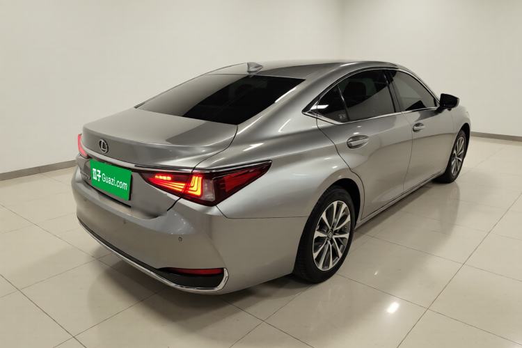 Used Lexus ES 2022 200 Luxury Edition