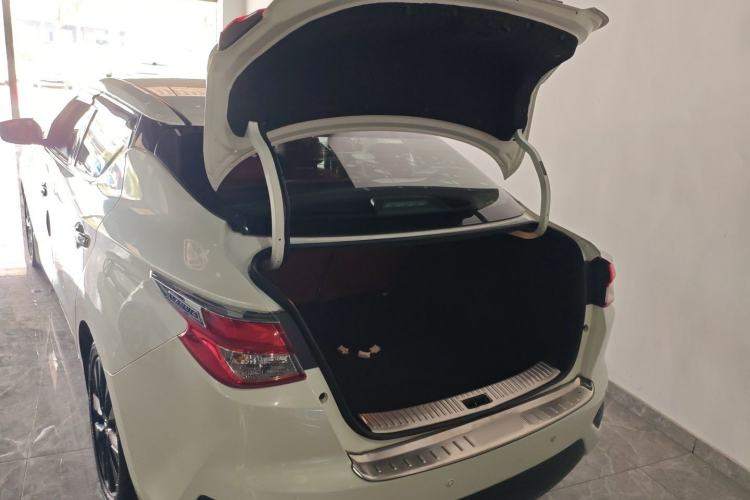 Used Nissan Lannia 2016 1.6L CVT Smart Cool Edition