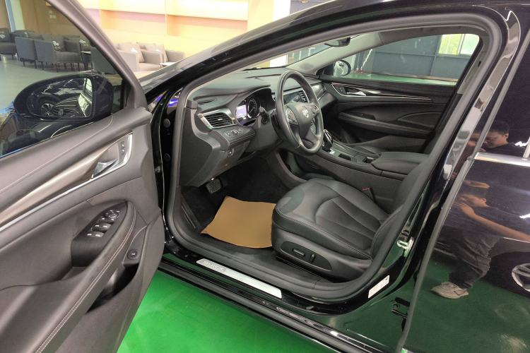 Used Buick LaCrosse 2022 552T Luxury Version
