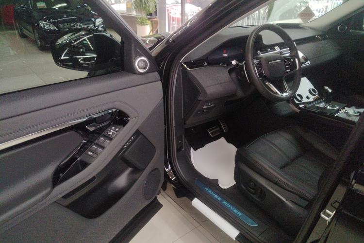 Used Land Rover Range Rover Evoque 2023 Aurora L 249 PS Collins Antique Bronze Special Edition
