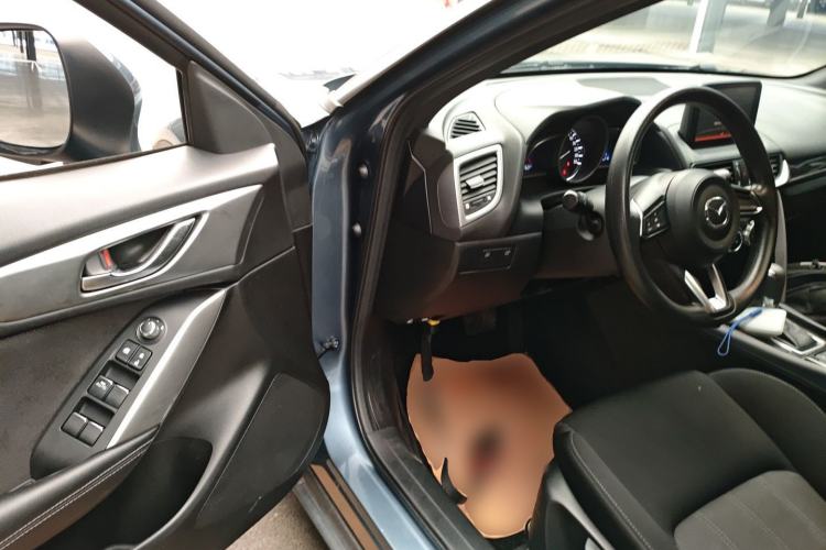 Used Mazda CX-4 2018 2.0L Automatic Two-Wheel Drive Blue Sky Dynamic Version China V Standard