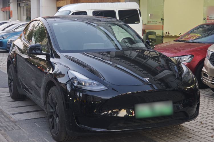 Used Tesla Model Y 2023 Rear-Wheel-Drive Version