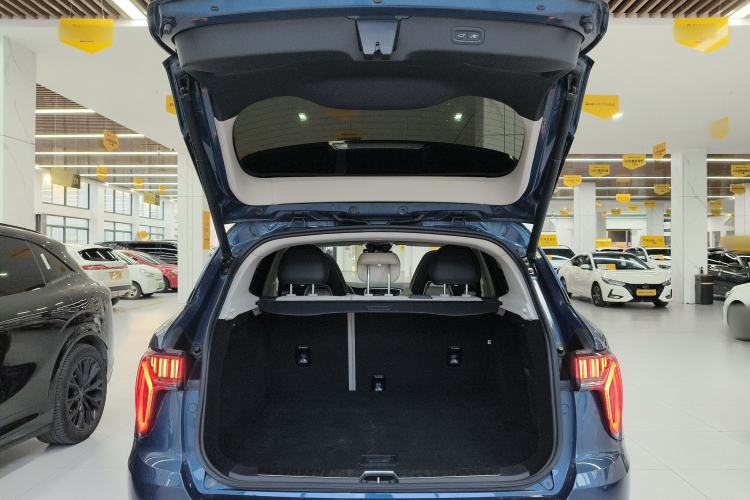 Used Lynk & Co 01 2019 2.0T Two-Wheel Drive Zhaopu Version China VI Standard
