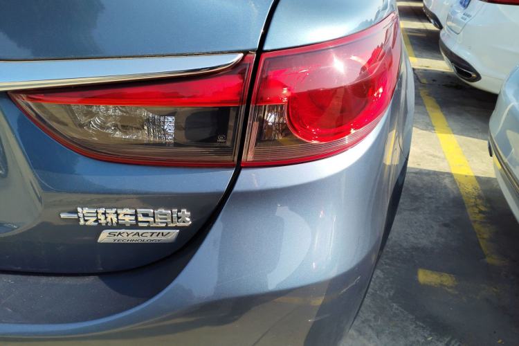 Used Mazda Atenza 2014 2.0L Blue Sky Luxury Edition
