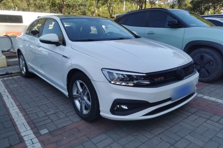 Used Volkswagen Lamando 2019 230TSI DSG Fashion Edition China VI
