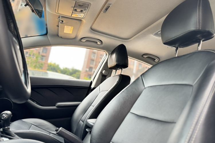 Used Kia K3 2016 1.6L Automatic GLS
