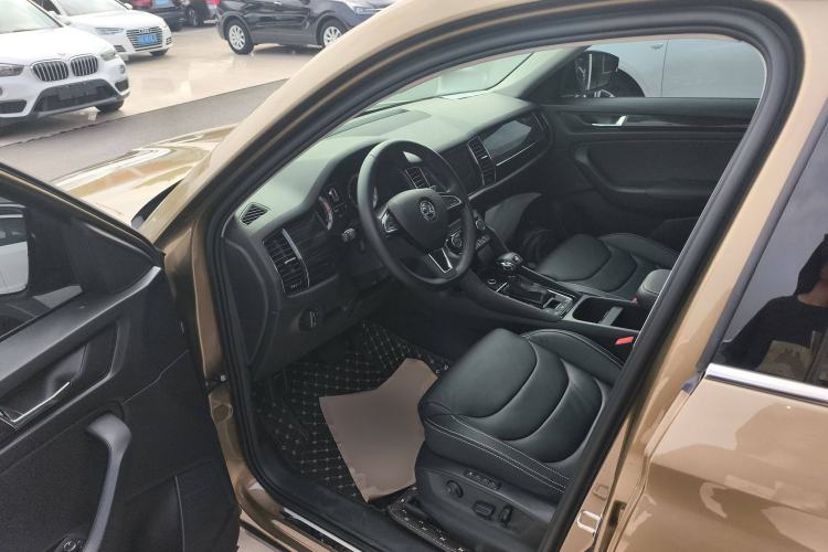 Used Skoda Kodiaq 2018 Facelifted TSI330 5-Seater Two-Wheel-Drive Luxury Enjoyment Edition
