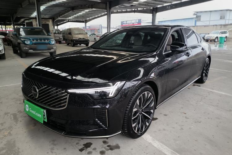 Used Volvo S90 New Energy 2026 Plug-in Hybrid Four-Wheel Drive Long-Range Luxury Smart Edition