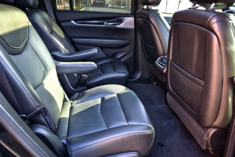 Used Cadillac XT6 2022 2.0T Six-Seater Four-Wheel-Drive Luxury Standard Edition
