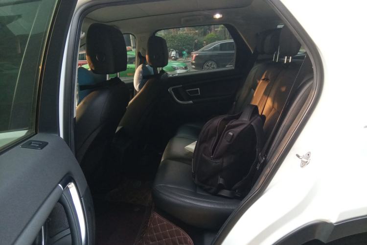 Used Land Rover Discovery Sport 2019 240 PS SE Version China VI Standard