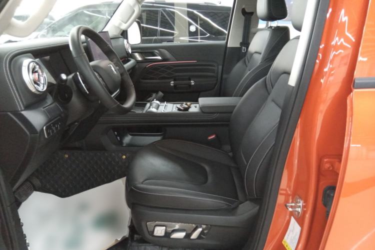 Used Tank 300 2025 2.0T Conqueror