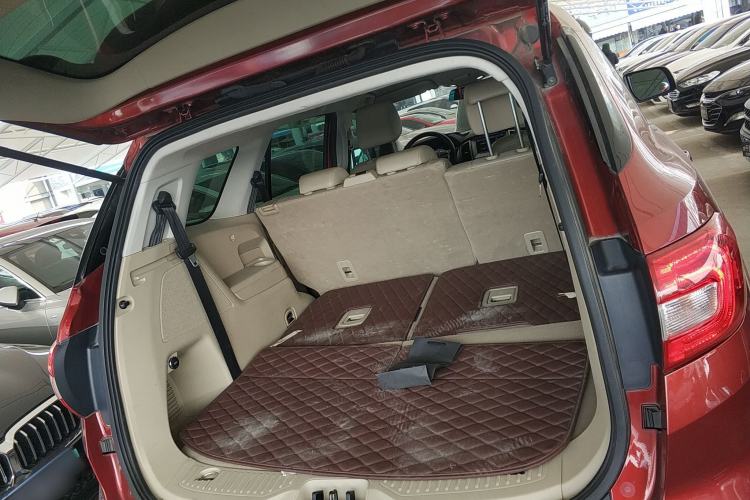 Used Ford Everest 2016 2.0T Gasoline Automatic 4x4 Luxury Edition
