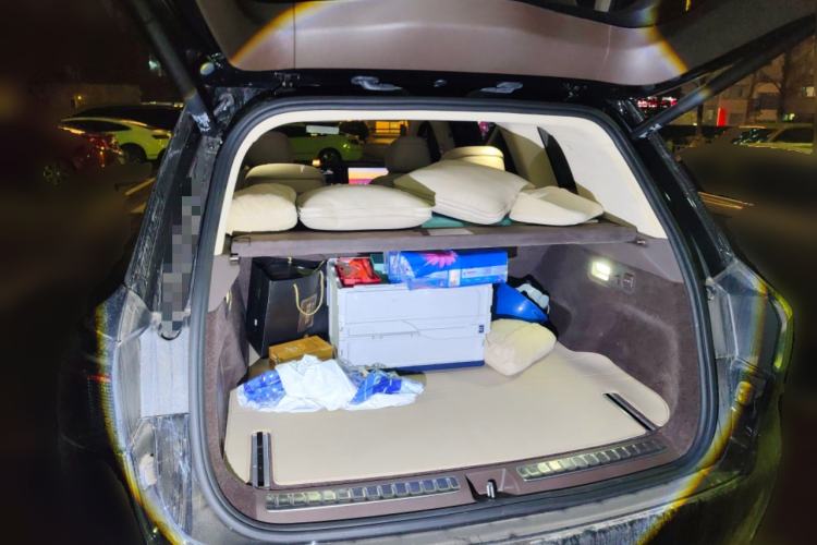 Used Hima AITO M9 2025 Extended-Range Ultra Version 52 kWh 5-Seater Edition
