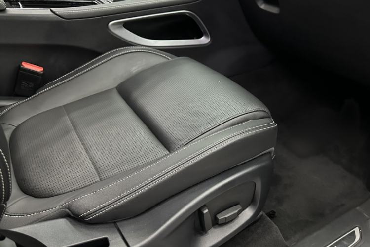 Used Jaguar F-PACE 2018 2.0T All-Wheel Drive R-Sport Sport Edition