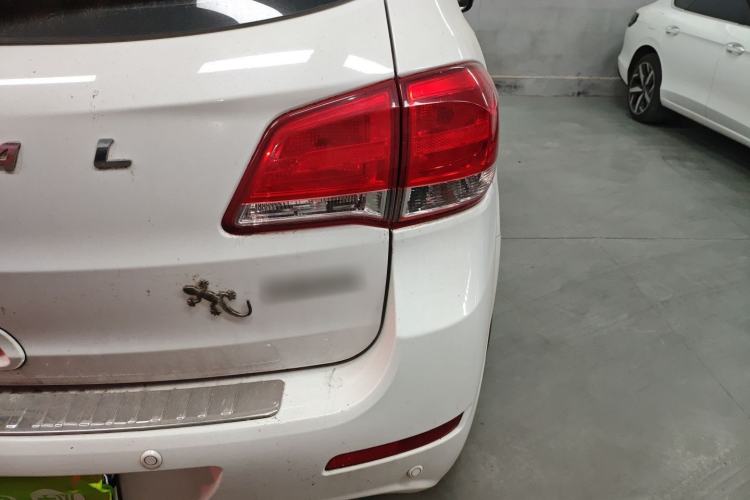 Used Haval H6 2016 Upgraded Model 1.5T Automatic Two-Wheel Drive Elite Version
