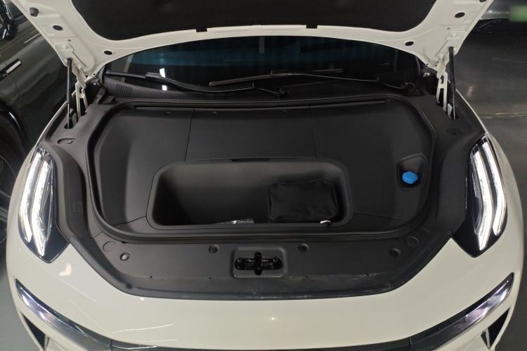 Used Zeekr 001 2025 YOU Edition 100 kWh All-Wheel Drive
