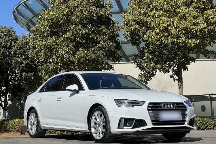 Used Audi A4L 2019 40 TFSI Fashion Version China V
