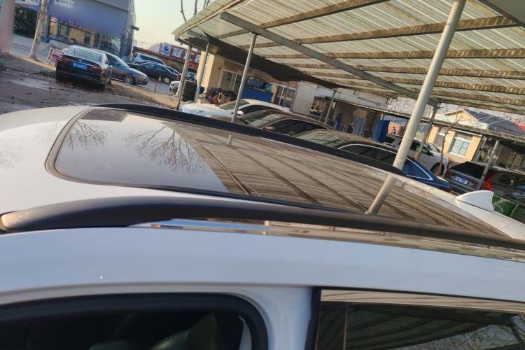 Used  Compass 2019 200T Automatic Family Edition - Connected Large Screen Version