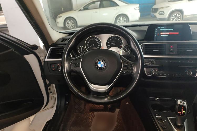 Used BMW 3 Series 2018 320Li Fashion Model
