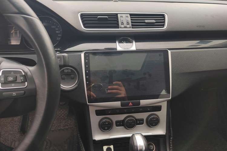 Used Volkswagen Magotan 2016 2.0 TSI Luxury Comfort Version
